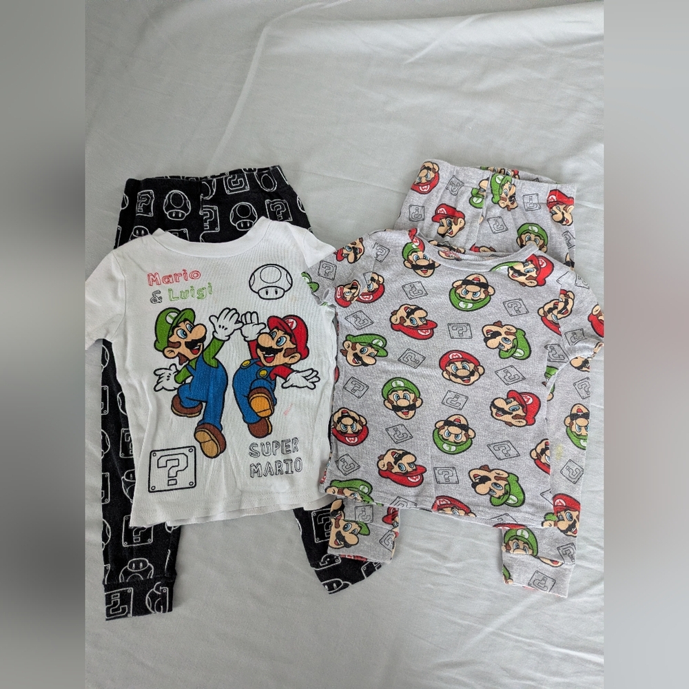 Lot Of 2 Nintendo Super Mario Sets